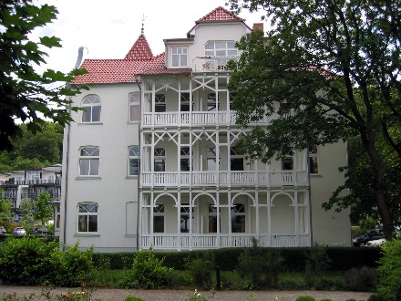 Rügener Bäderarchitektur (Haus Colmsee)