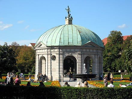 Dianatempel im Münchner Hofgarten